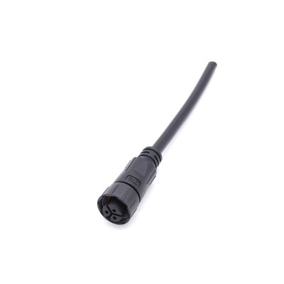LEDのストリップの使用を評価する屋外の防水ケーブル コネクタIP67 10A Curent